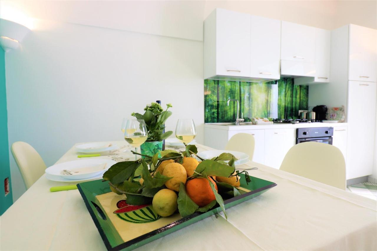 Mary'S Apartments - De Vivo Realty Massa Lubrense Exterior foto
